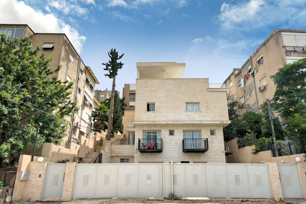 Casa De Aharon Apartments Хайфа Экстерьер фото