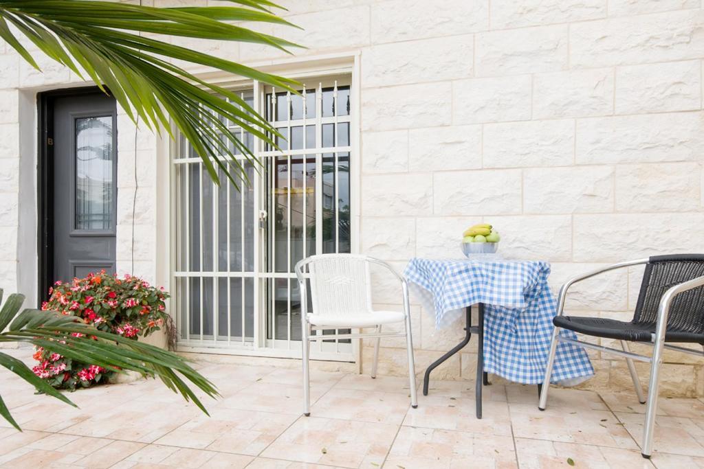 Casa De Aharon Apartments Хайфа Экстерьер фото