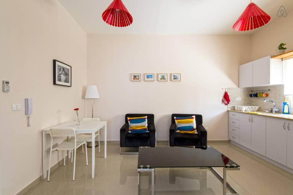 Casa De Aharon Apartments Хайфа Экстерьер фото